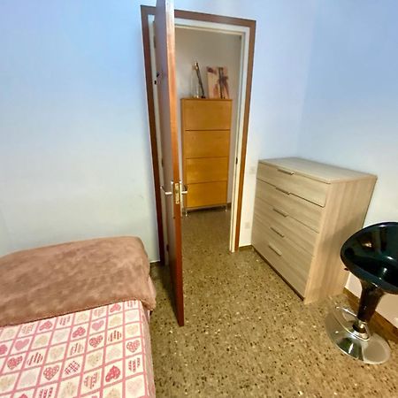 Apartamento Floral Al Centro De Palamos Con Wi-Fi Eksteriør billede